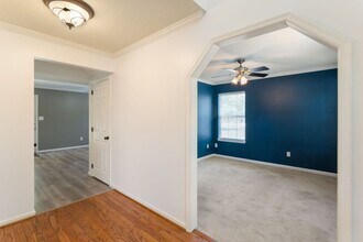 5 E Pinto Ct in Hampton, VA - Building Photo - Building Photo