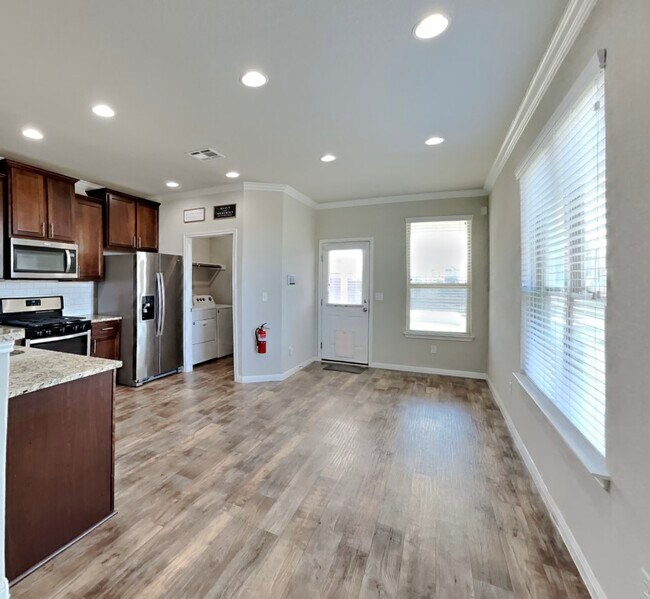 property at 337 Rusk Bluff Ave