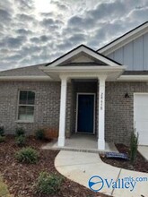 28658 Esther Ln in Madison, AL - Foto de edificio - Building Photo