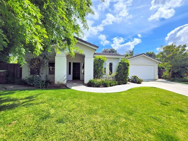 property at 2812 Chiselhurst Ct