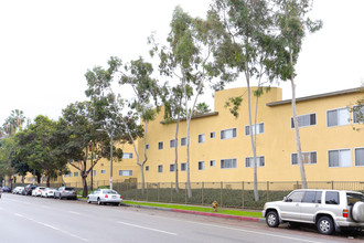 Park Lane Apartments in Los Angeles, CA - Building Photo - Building Photo