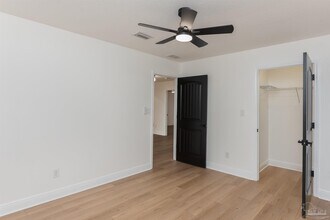 1005 N A St in Pensacola, FL - Building Photo - Building Photo