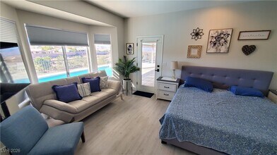 2106 Dipinto Ave in Henderson, NV - Building Photo - Building Photo
