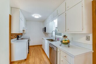638 S Segoe Rd in Madison, WI - Building Photo - Building Photo