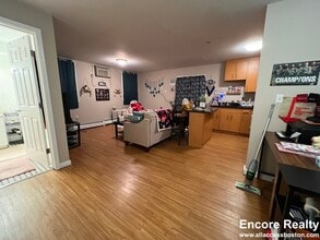 461 Park Dr, Unit #G04 in Boston, MA - Building Photo - Building Photo