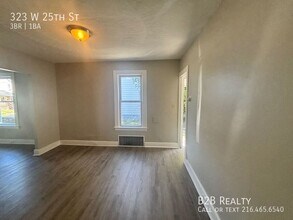 323 W 25th St in Lorain, OH - Building Photo - Building Photo