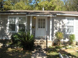 1410 Romeria Dr in Austin, TX - Building Photo
