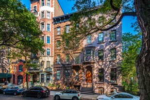 185 Columbia Heights in Brooklyn, NY - Building Photo