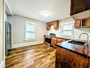 1012 Bethel St in University Park, IA - Building Photo - Building Photo