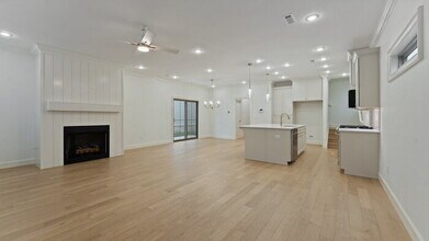 4402 W Bronco Dr in Fayetteville, AR - Building Photo - Building Photo