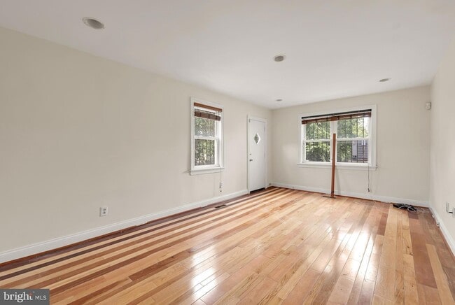 730 15th St SE in Washington, DC - Building Photo - Building Photo