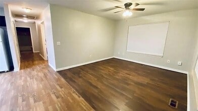 1600 E 5th St in Fayetteville, AR - Building Photo - Building Photo