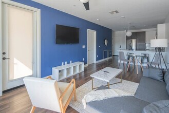 701 W Rio Salado Pkwy in Tempe, AZ - Building Photo - Building Photo
