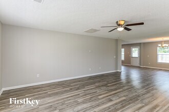 2024 Clipstone Dr in Ladson, SC - Foto de edificio - Building Photo