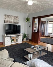 66 Collins St in New Britain, CT - Building Photo - Building Photo