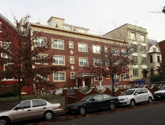 Segovia Apartments in Washington, DC - Building Photo - Building Photo