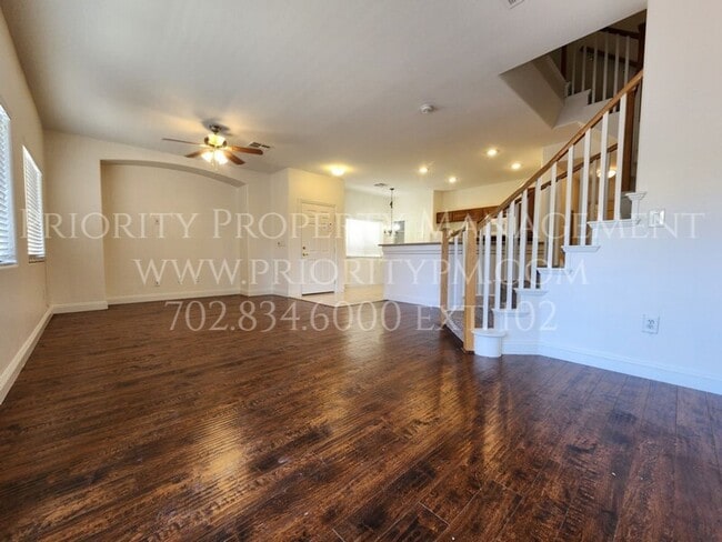 9117 Goose Lake Way in Las Vegas, NV - Building Photo - Building Photo