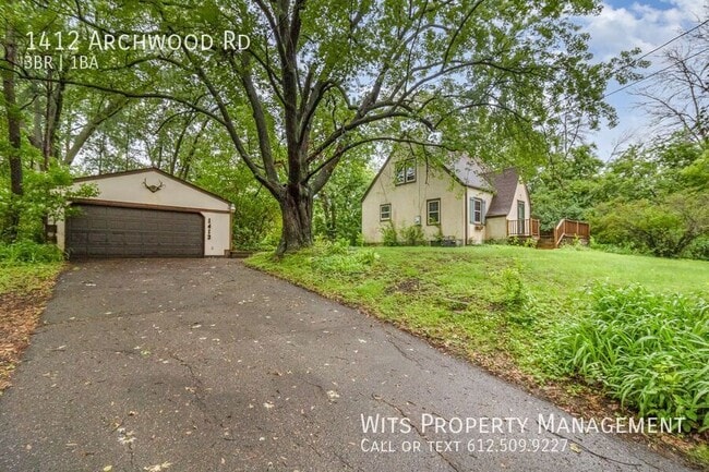 1412 Archwood Rd