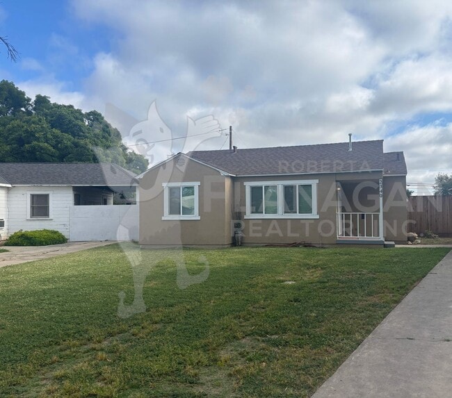 property at 2340 Circle Dr