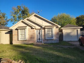 15135 Kennedy Oaks St in Houston, TX - Building Photo