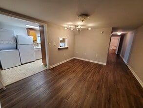 512 Macon Hwy, Unit Apt A in Athens, GA - Building Photo - Building Photo