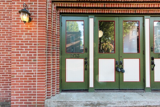 2401 S 12th St in St. Louis, MO - Building Photo - Building Photo