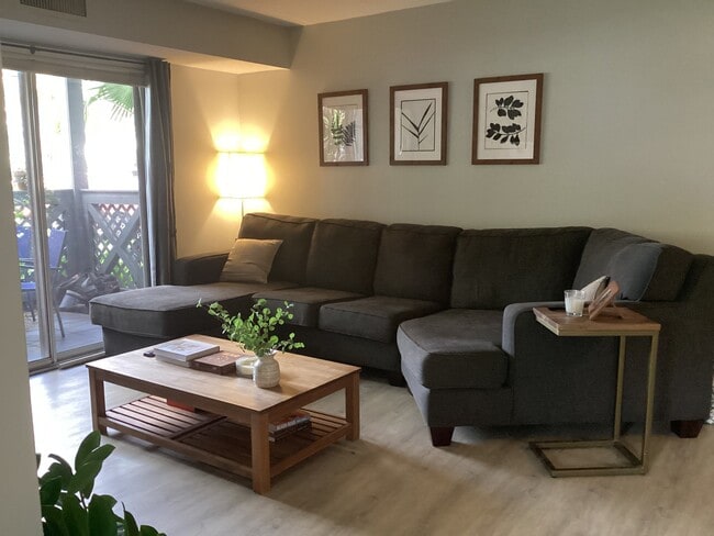 5080 Heatherhill Ln in Boca Raton, FL - Building Photo - Building Photo