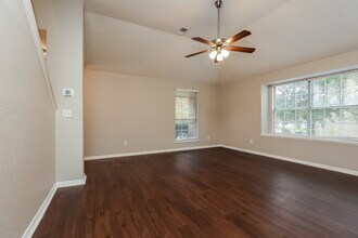 609 Steven Dr in Smyrna, TN - Foto de edificio - Building Photo