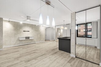 510 E 80th St in New York, NY - Building Photo - Building Photo