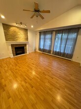 2146 Mary Hill Rd in Port Coquitlam, BC - Building Photo - Building Photo