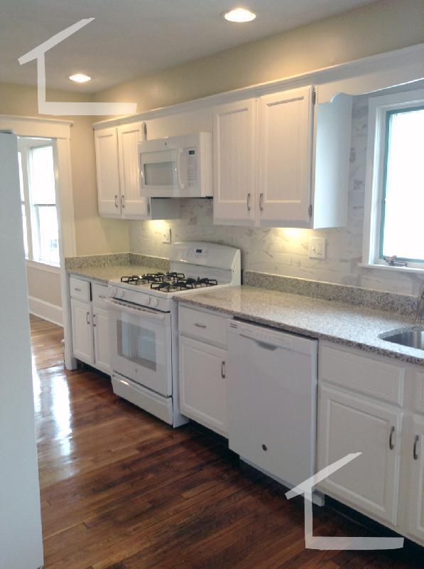 32 Irvington Rd, Unit #2 in Somerville, MA - Building Photo - Building Photo