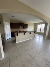 1913 Bunting Ln in Mission, TX - Building Photo - Building Photo