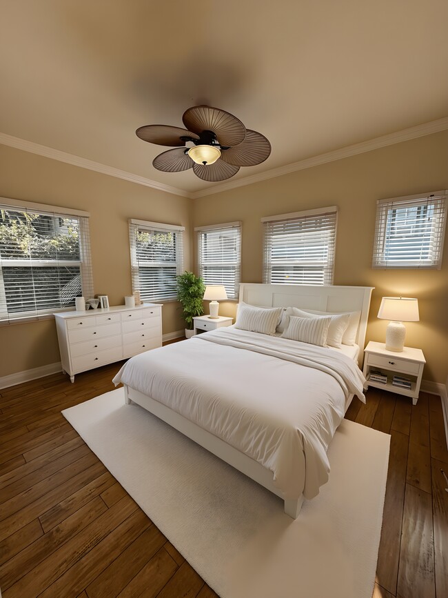 4318 Clinton St, Unit 4318 in Los Angeles, CA - Foto de edificio - Building Photo