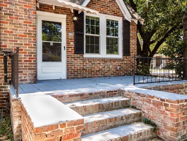 122 Haynsworth St in Sumter, SC - Building Photo - Building Photo