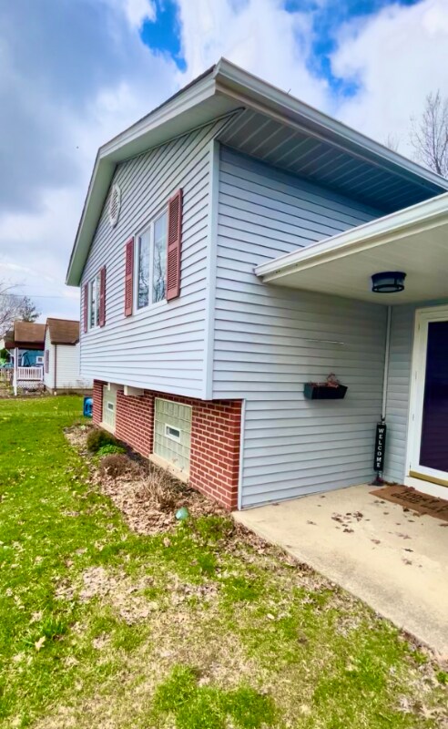 property at 9030 Reed Rd