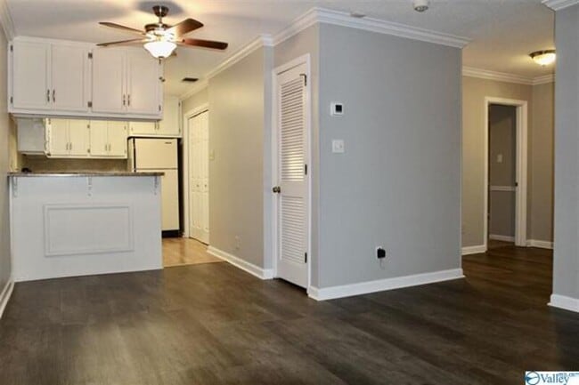 2128 Greenwood Pl SW in Huntsville, AL - Building Photo - Building Photo