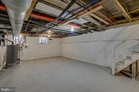 2013 E Huntingdon St photo'