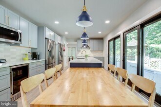 5352 Sideburn Rd in Fairfax, VA - Building Photo - Building Photo
