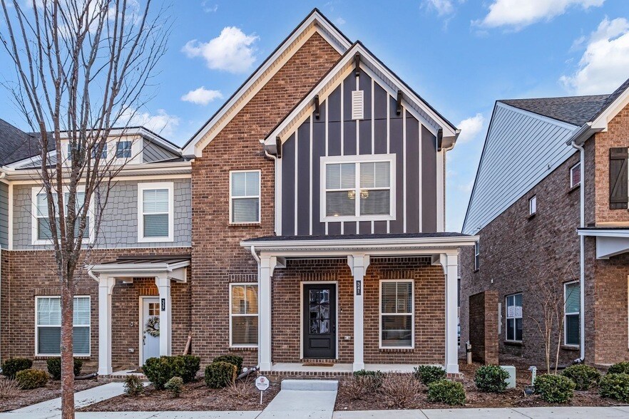341 Twig Private Ct in Hendersonville, TN - Building Photo