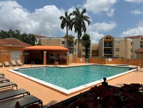 6280 NW 186th St in Hialeah, FL - Building Photo - Building Photo