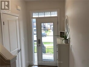 34 Baker Ln in Brant, ON - Building Photo - Building Photo