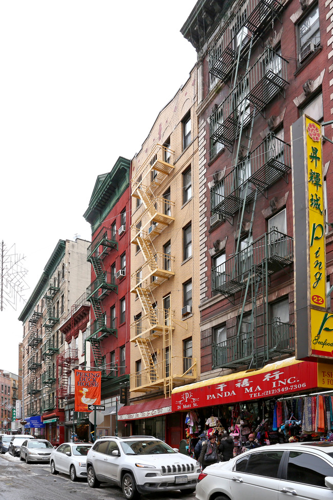 26 Mott St