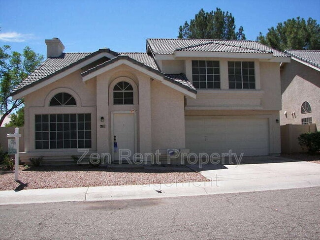 property at 1471 E Park Ave