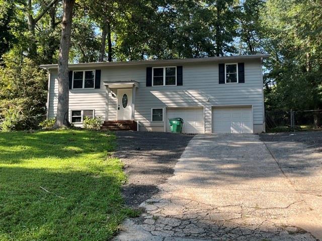 316 Nottingham Dr in Woodstock, GA - Building Photo