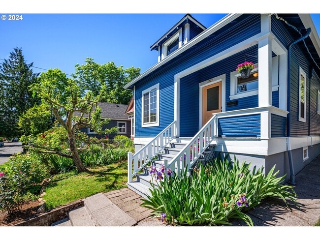 3727 NE 10th Ave in Portland, OR - Building Photo - Building Photo