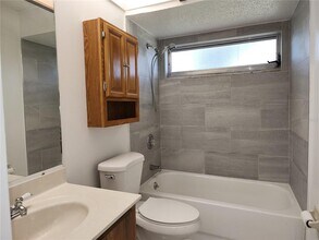 512 Northview St in Port Charlotte, FL - Building Photo - Building Photo