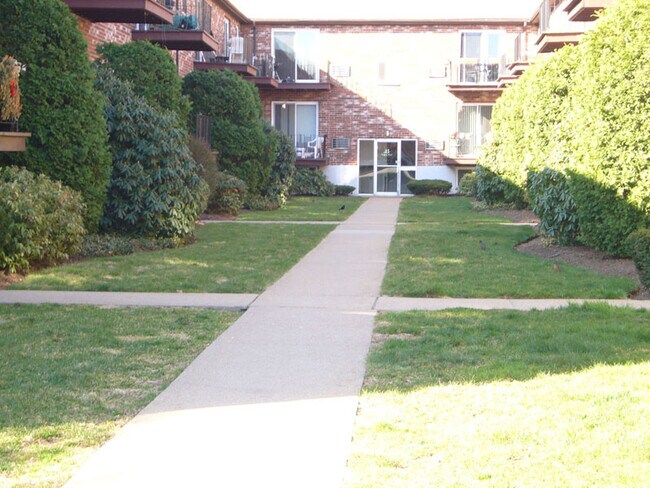 property at 33 Westgate Rd