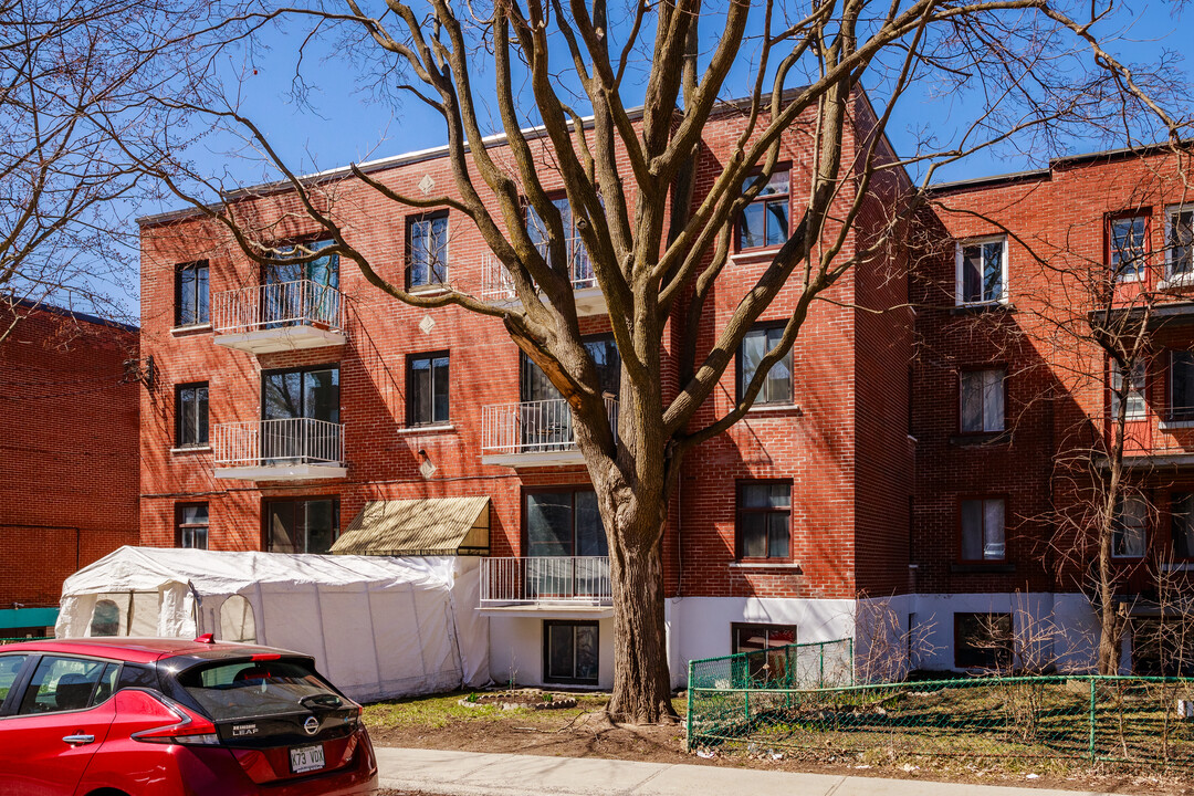 2955 Barclay Av in Montréal, QC - Building Photo