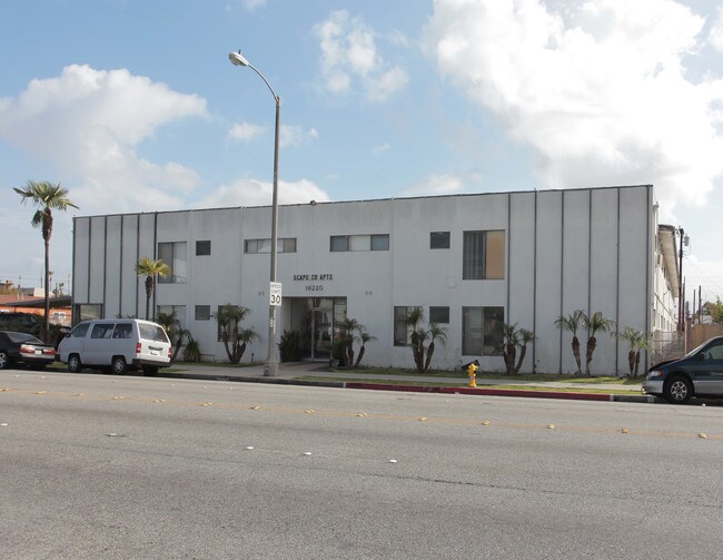 Acapulco Apartments in Bellflower, CA - Foto de edificio - Building Photo