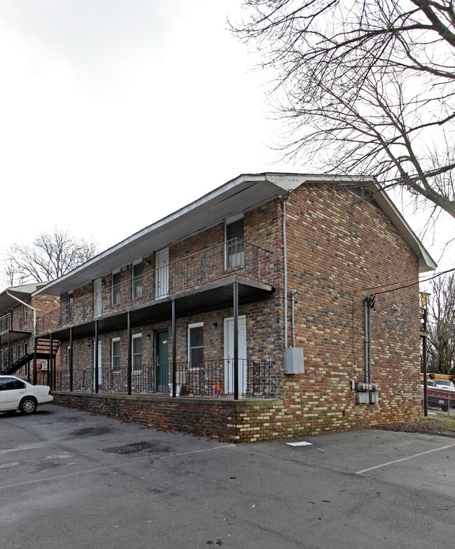 3001-3005 Sevier Ave in Knoxville, TN - Building Photo - Building Photo